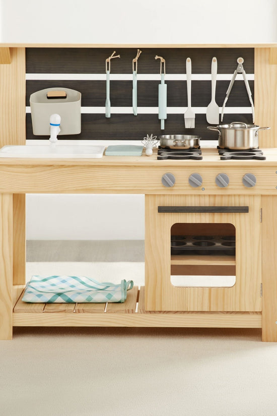 Backyard Chef Mud Kitchen
